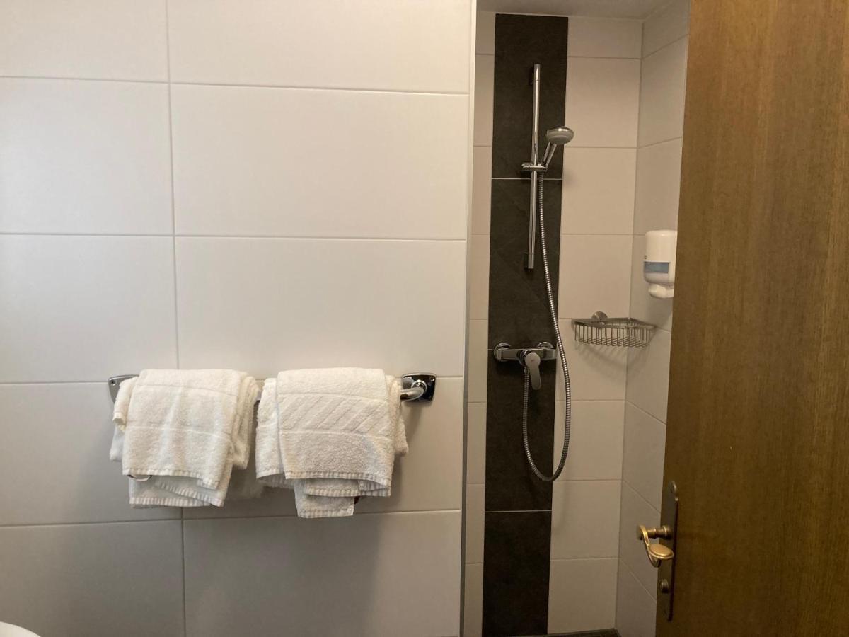 Dorfgasthof Hotel Staberhof Kellerberg Экстерьер фото