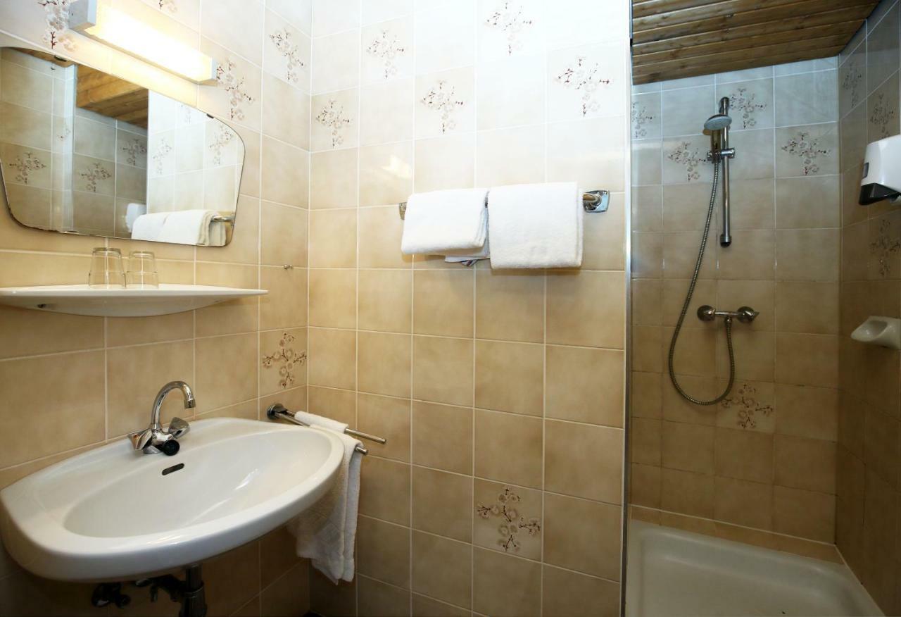 Dorfgasthof Hotel Staberhof Kellerberg Экстерьер фото